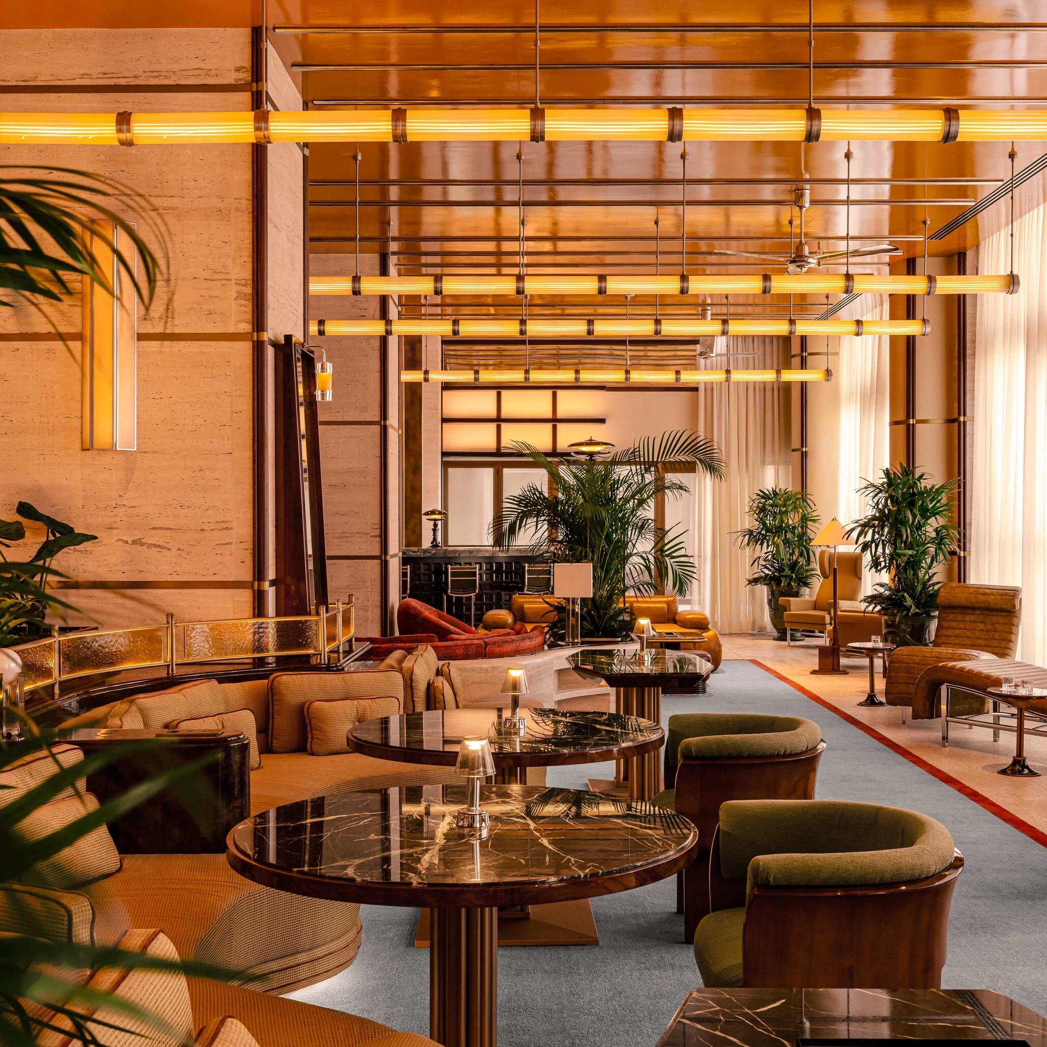 La Dolce Vita Orient Express Lounge - Ostiense